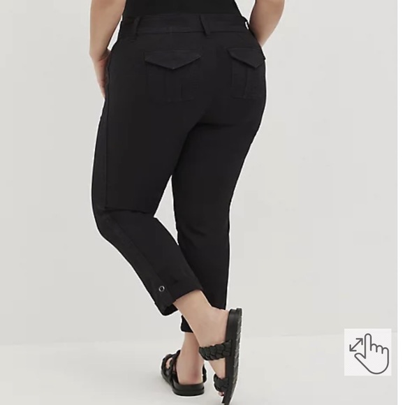 NWT Torrid CROP AVIATOR SKINNY STRETCH TWILL MID-RISE PANT - Picture 2 of 3